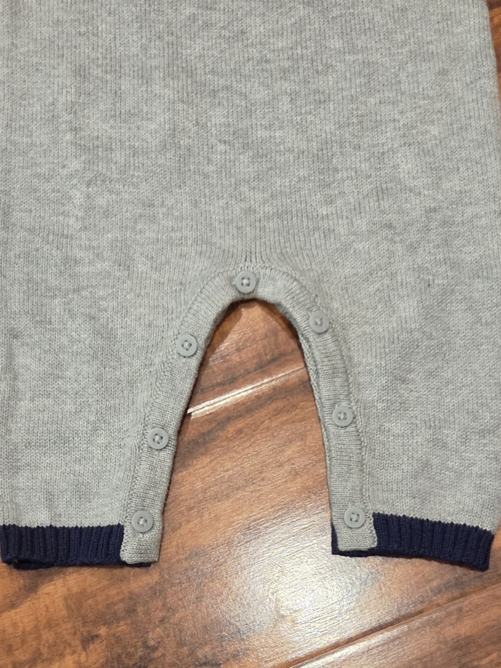 Janie and Jack NWT 0-3 Months Gray Sailor Dog Knit Romper and Socks - Picture 4 of 9